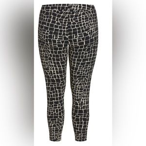 NWT Evan’s Women’s Leggings Plus Size 22